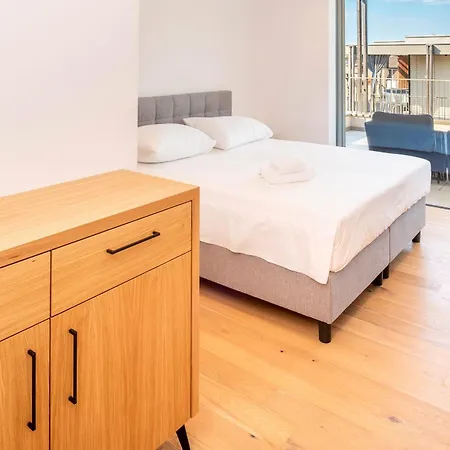 The Penthouse 公寓 巴多利诺